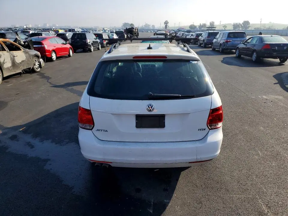 2013 VOLKSWAGEN JETTA TDI  