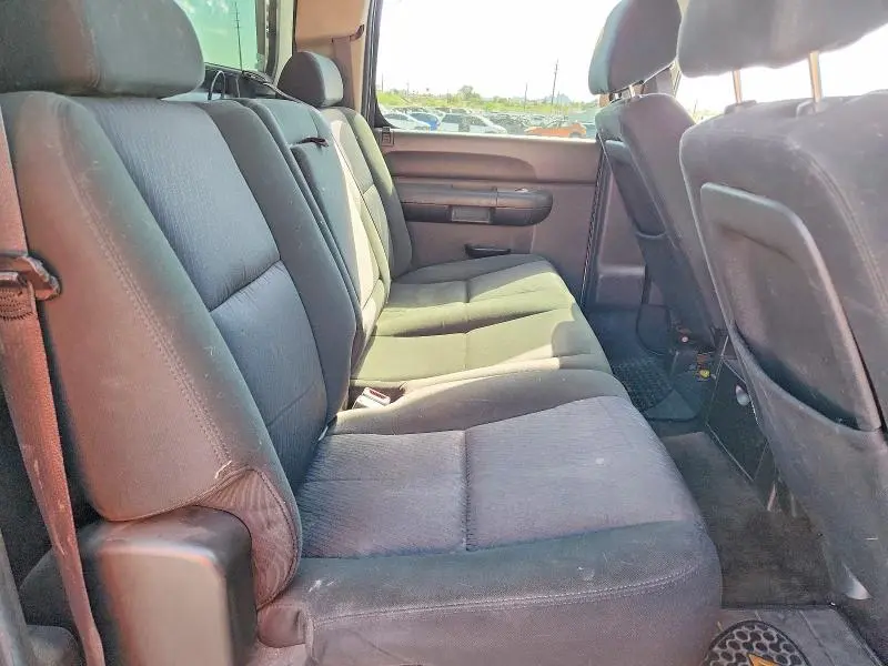 2011 CHEVROLET SILVERADO K1500 LT  