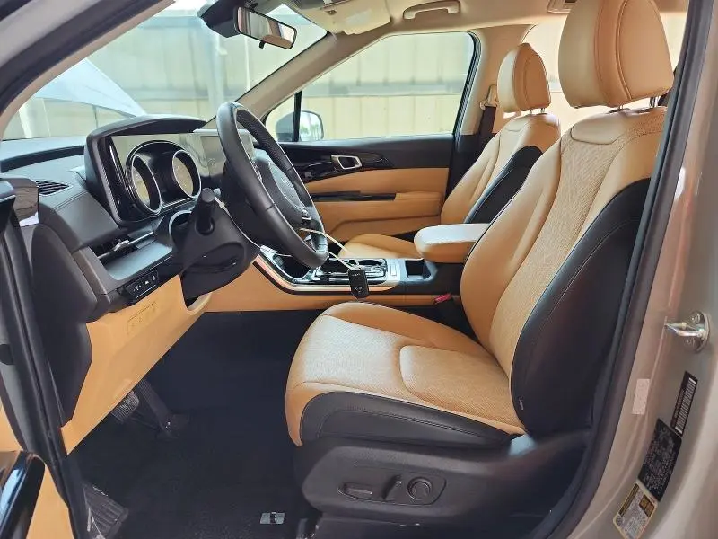 2024 KIA CARNIVAL EX  