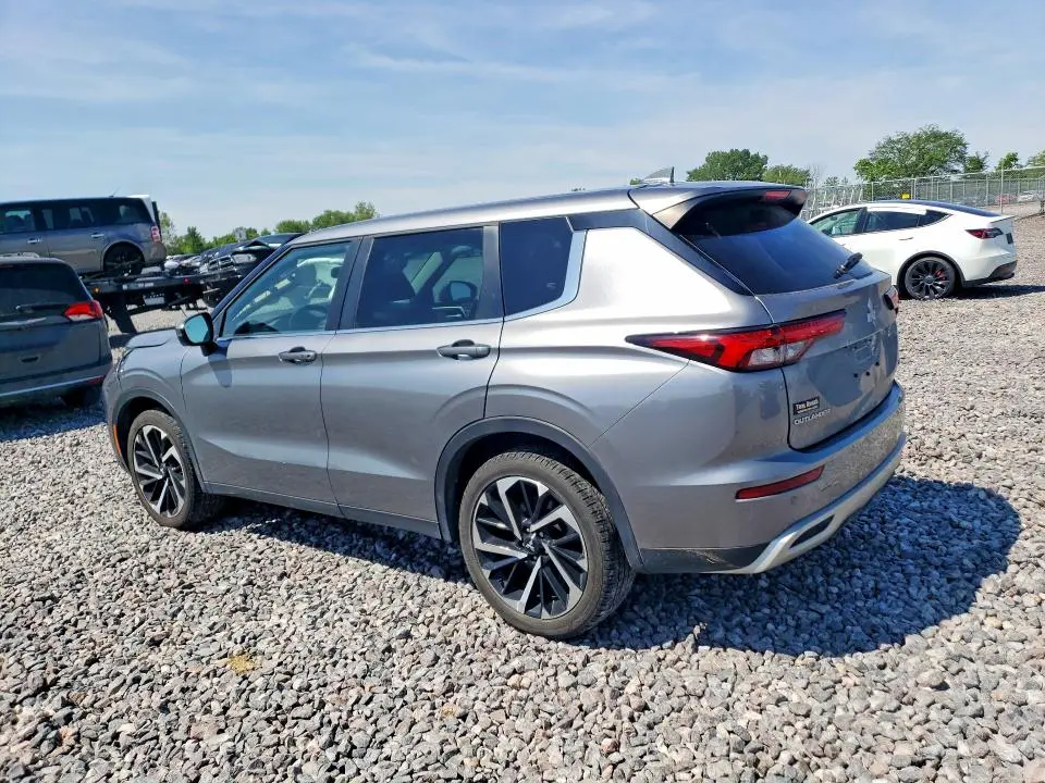2023 MITSUBISHI OUTLANDER SE  