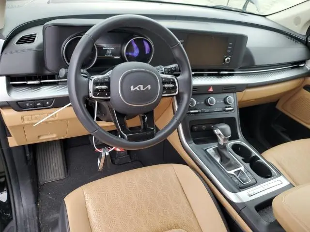 2023 KIA CARNIVAL LX  