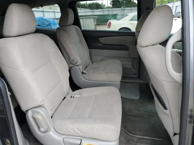 2011 HONDA ODYSSEY LX  
