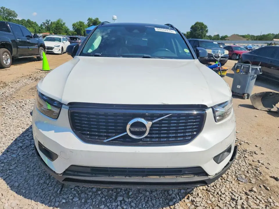2020 VOLVO XC40 AWD T5 R-DESIGN