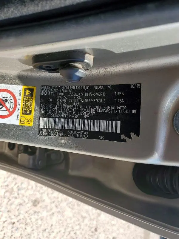 2015 TOYOTA HIGHLANDER LE PLUS  