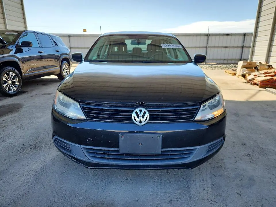 2012 VOLKSWAGEN JETTA BASE  
