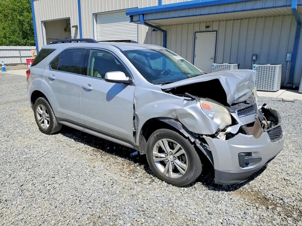 2015 CHEVROLET EQUINOX LT  