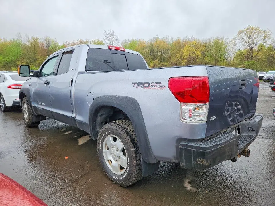 2010 TOYOTA TUNDRA DOUBLE CAB SR5  