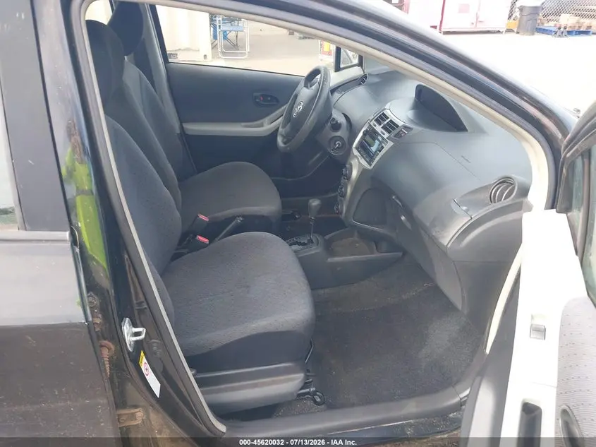 2010 TOYOTA YARIS  