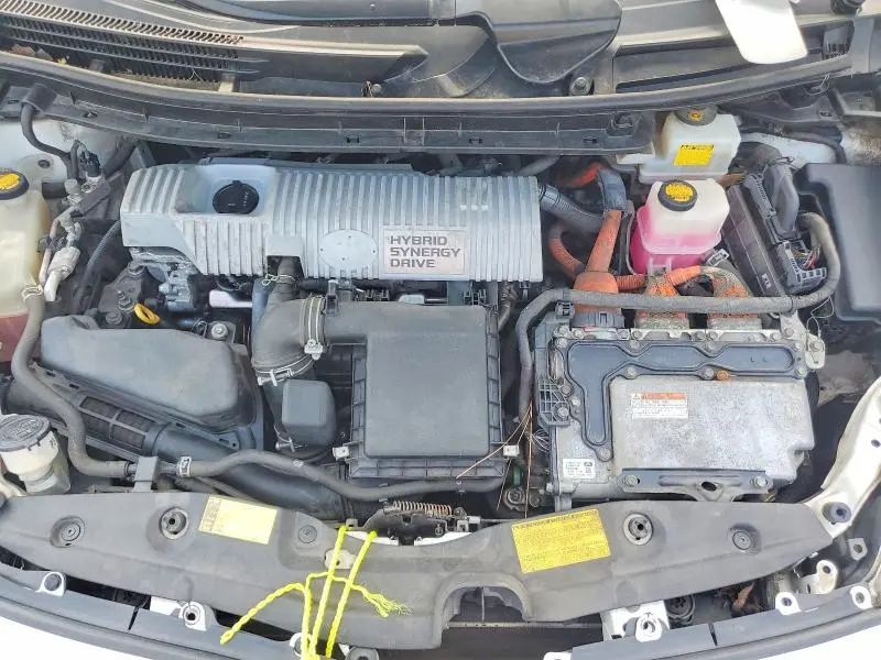 2012 TOYOTA PRIUS TWO  