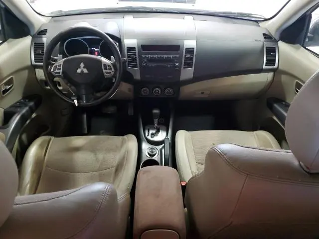 2010 MITSUBISHI OUTLANDER SE