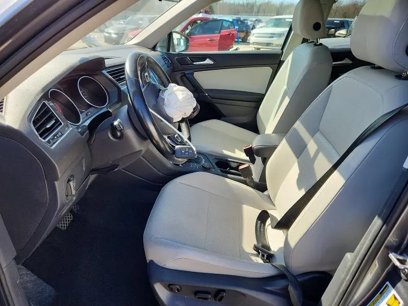 2018 VOLKSWAGEN TIGUAN SE  