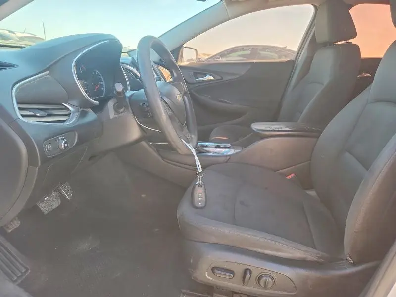 2017 CHEVROLET MALIBU LT  