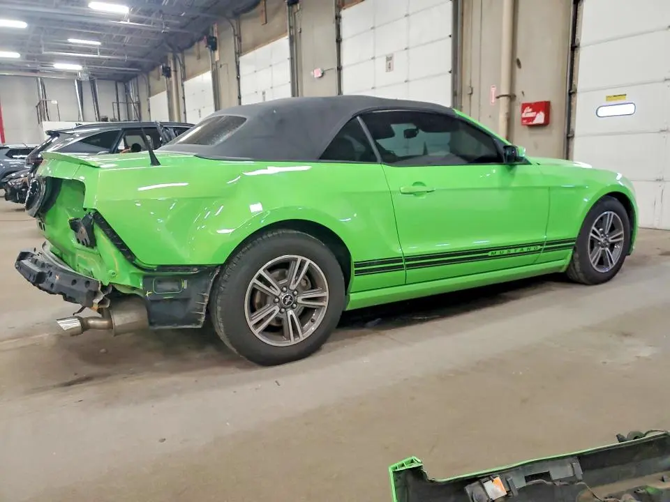 2013 FORD MUSTANG   