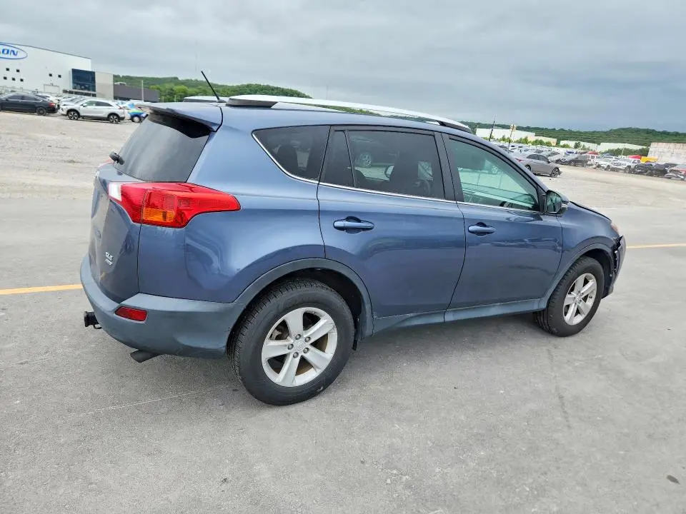 2013 TOYOTA RAV4 LE   