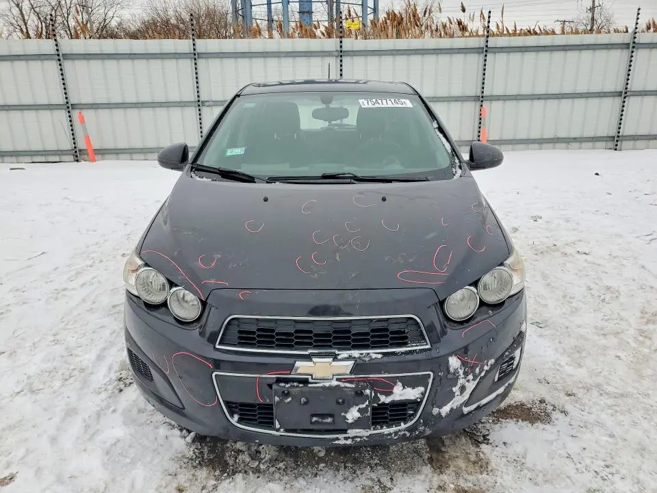 2015 CHEVROLET SONIC LT  