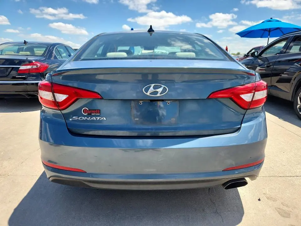 2017 HYUNDAI SONATA SE  