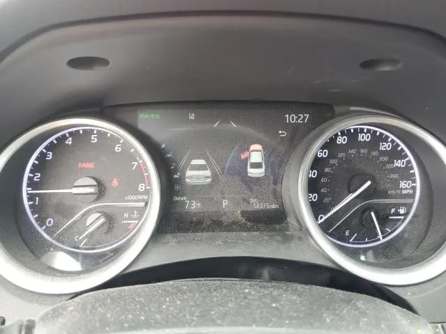 2021 TOYOTA CAMRY XLE