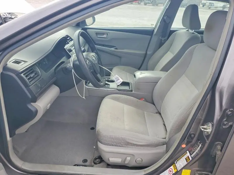2015 TOYOTA CAMRY LE  