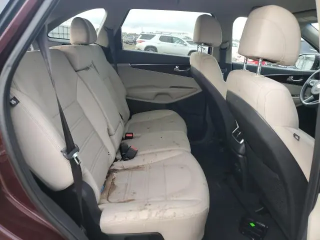 2017 KIA SORENTO LX  