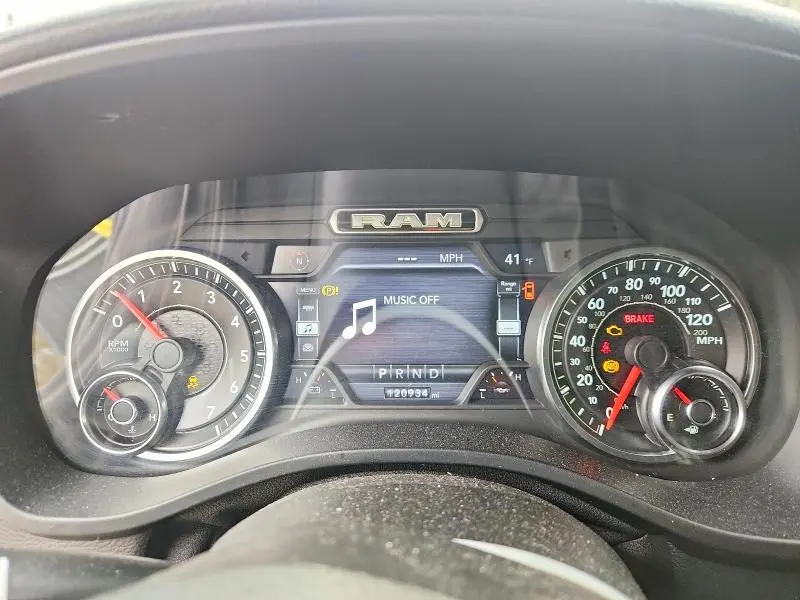 2019 RAM 1500 BIG HORN  