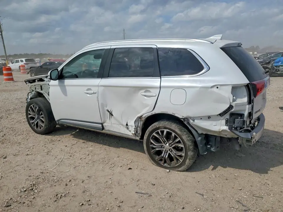 2018 MITSUBISHI OUTLANDER SE  