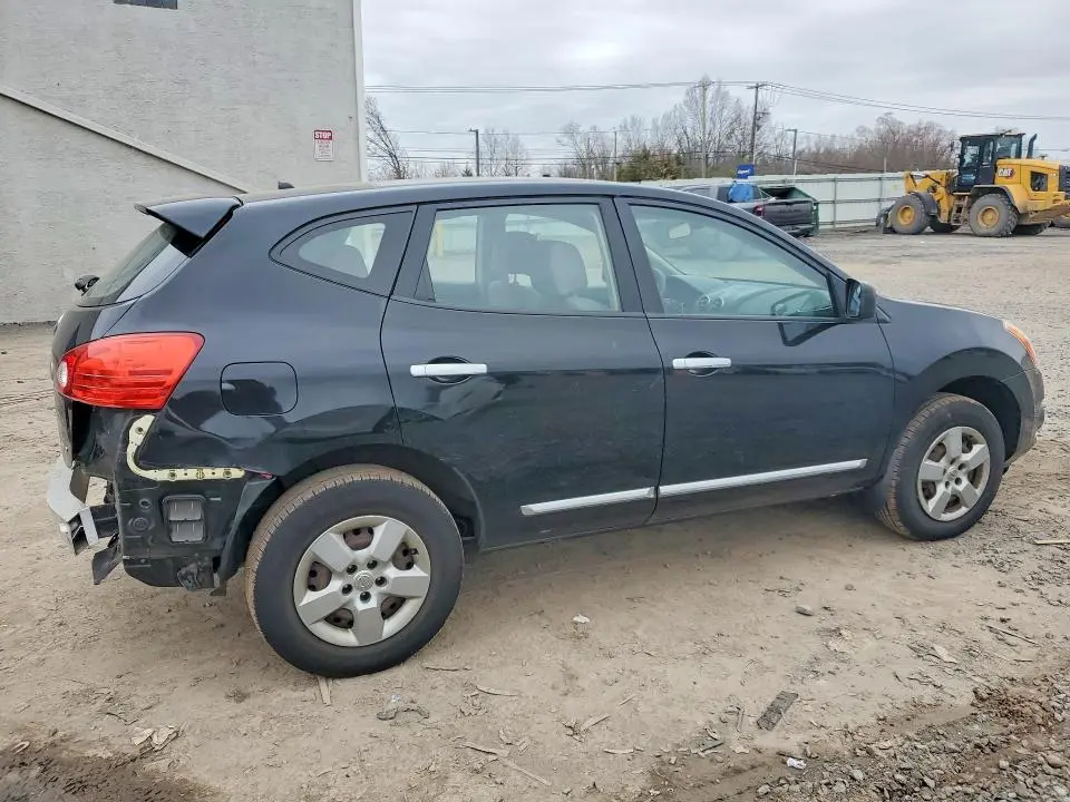 2011 NISSAN ROGUE S  