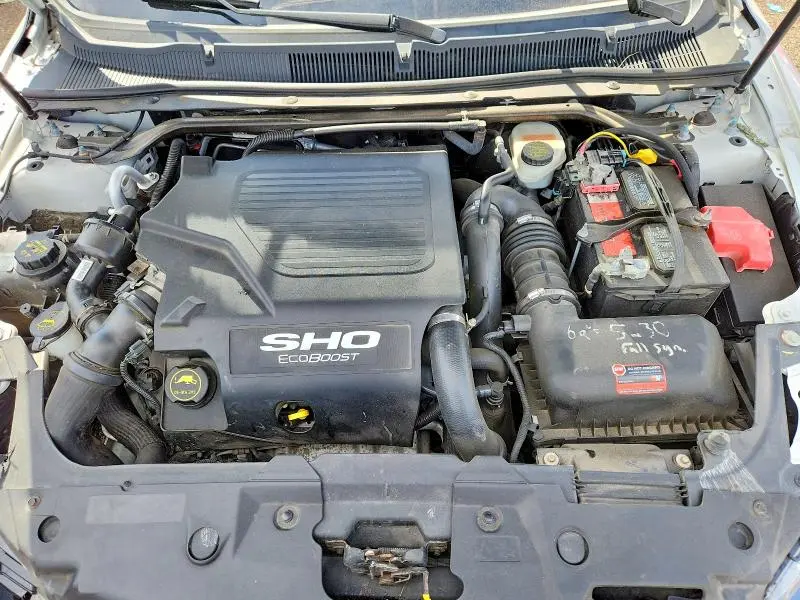 2015 FORD TAURUS SHO  