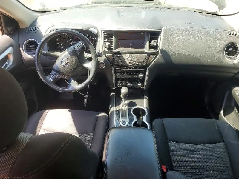 2019 NISSAN PATHFINDER SV  