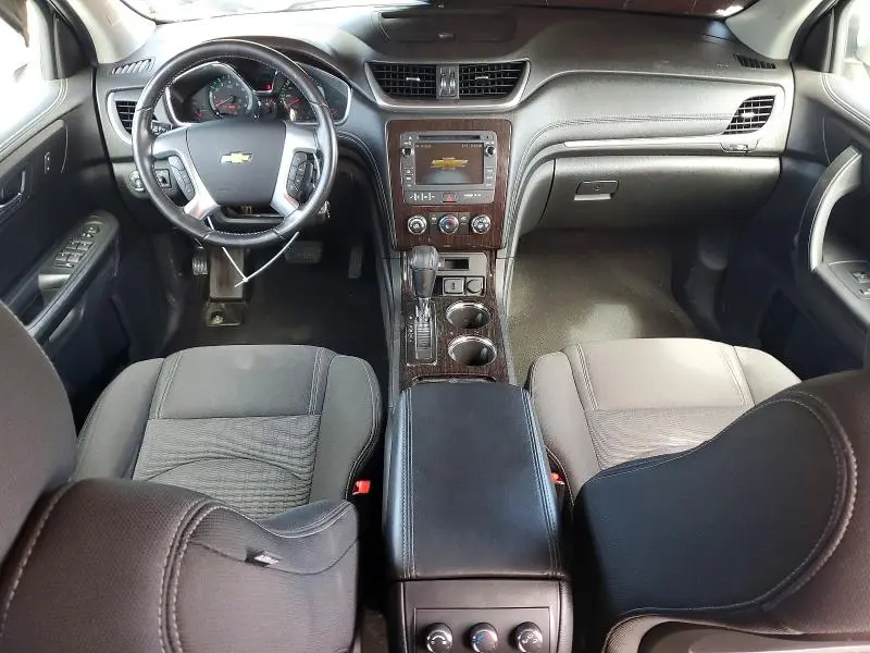 2015 CHEVROLET TRAVERSE LT  