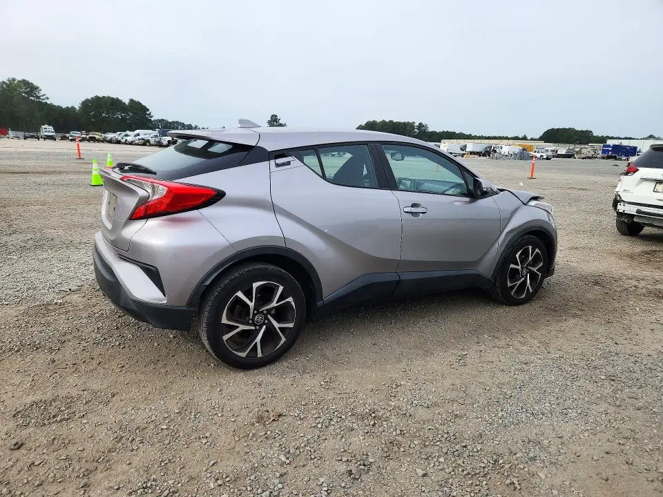 2018 TOYOTA C-HR XLE  