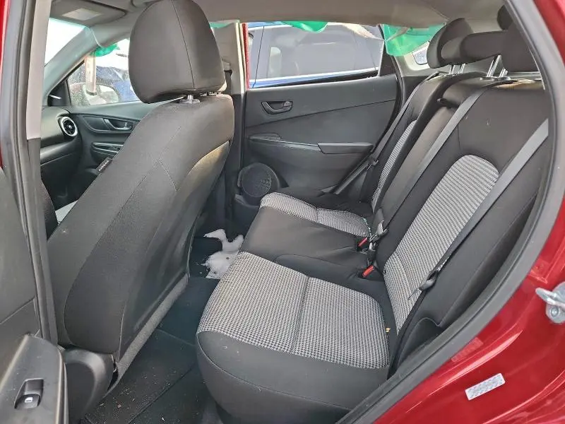 2023 HYUNDAI KONA SE  