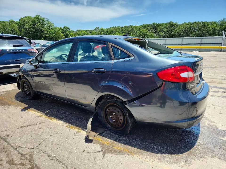 2011 FORD FIESTA SEL  
