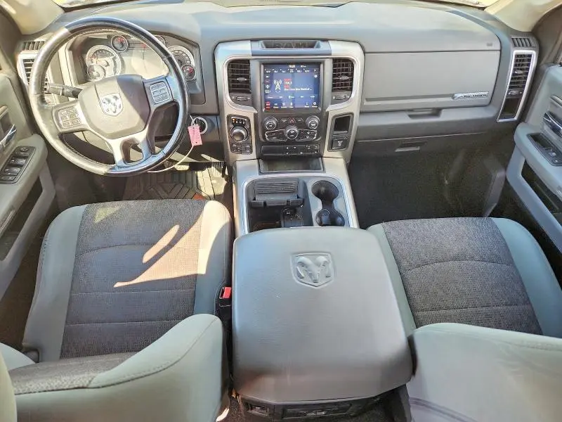 2018 RAM 1500 SLT  