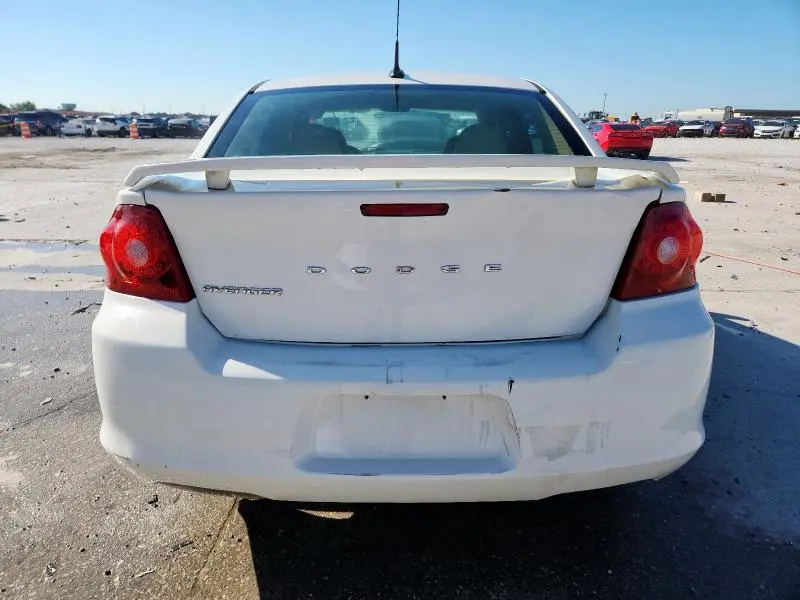 2011 DODGE AVENGER LUX