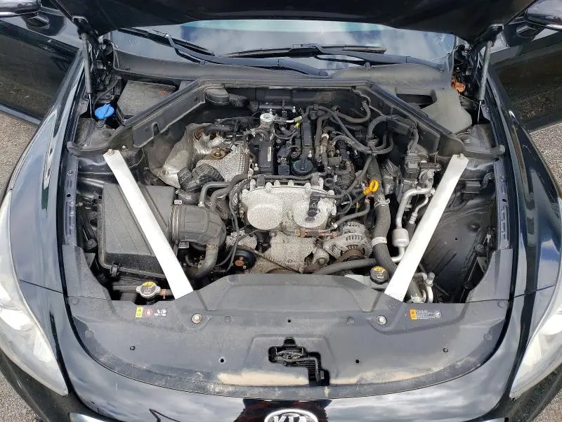2018 KIA STINGER BASE  