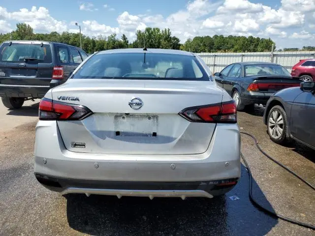 2020 NISSAN VERSA S  