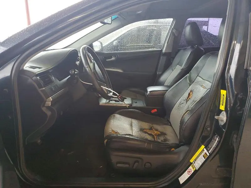 2012 TOYOTA CAMRY SE  