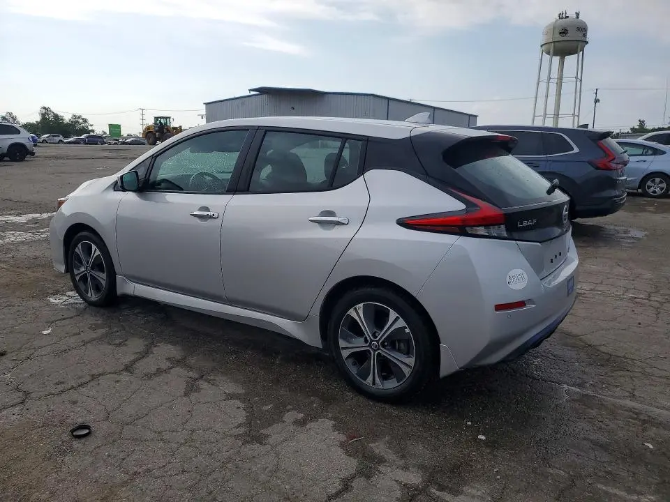 2020 NISSAN LEAF SV PLUS  