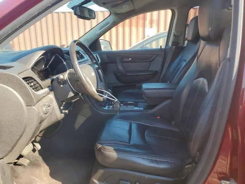 2015 CHEVROLET TRAVERSE LT  