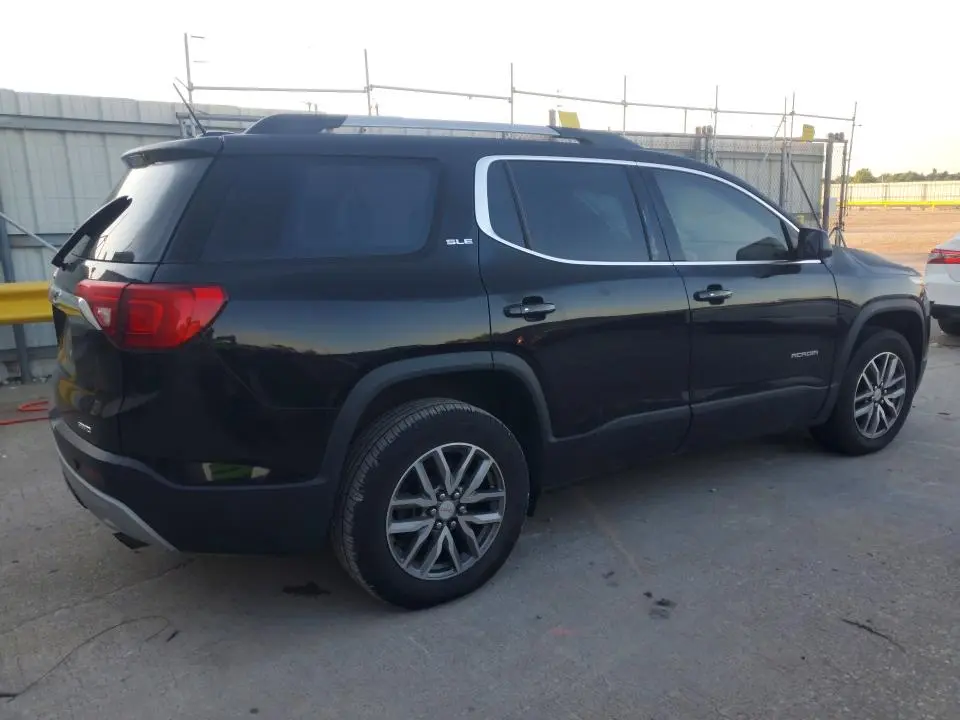 2017 GMC ACADIA SLE  