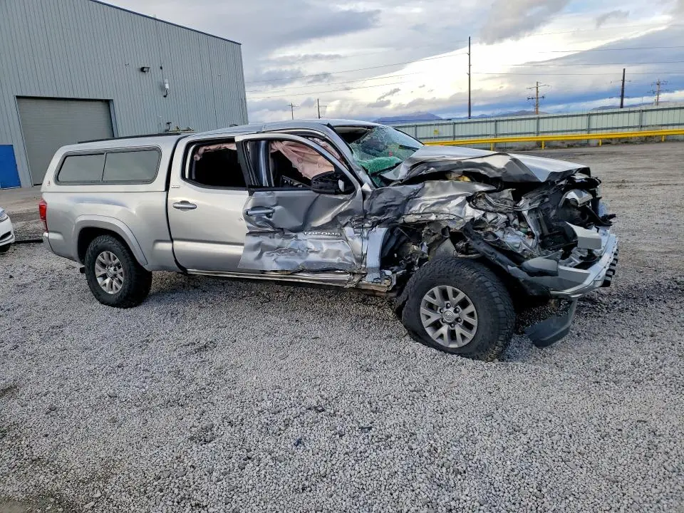 2018 TOYOTA TACOMA SR5 V6  