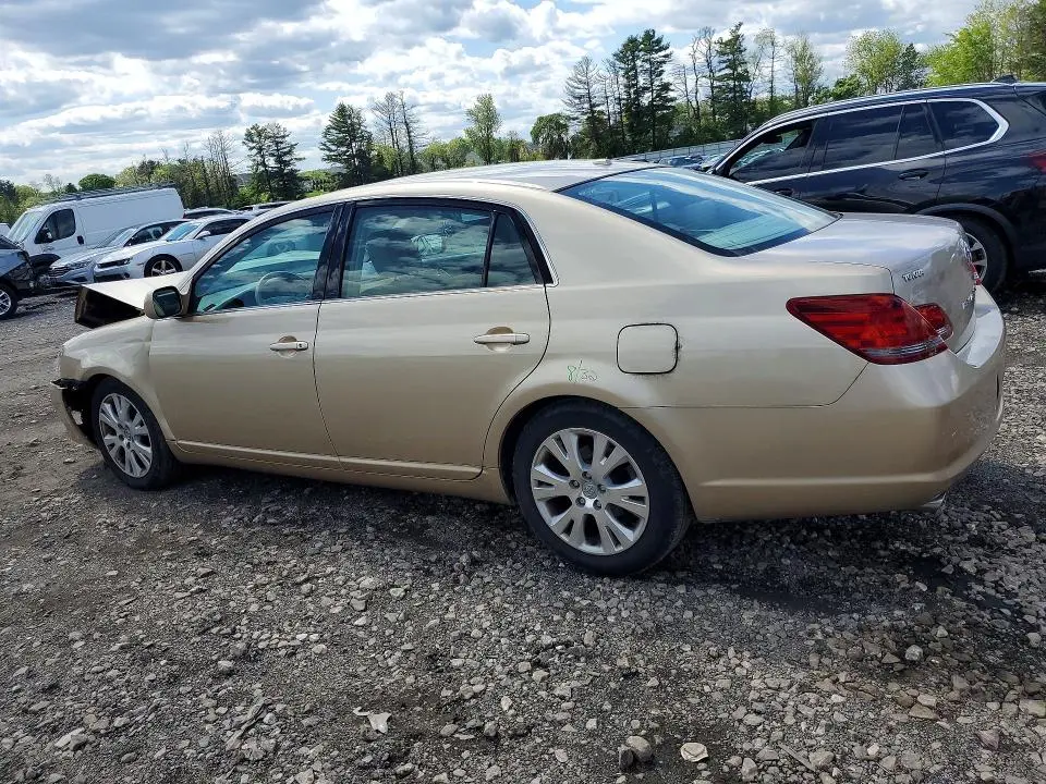 2010 TOYOTA AVALON XLS  