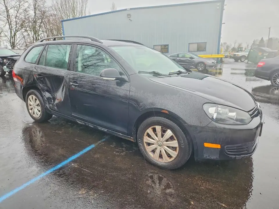 2011 VOLKSWAGEN JETTA S  