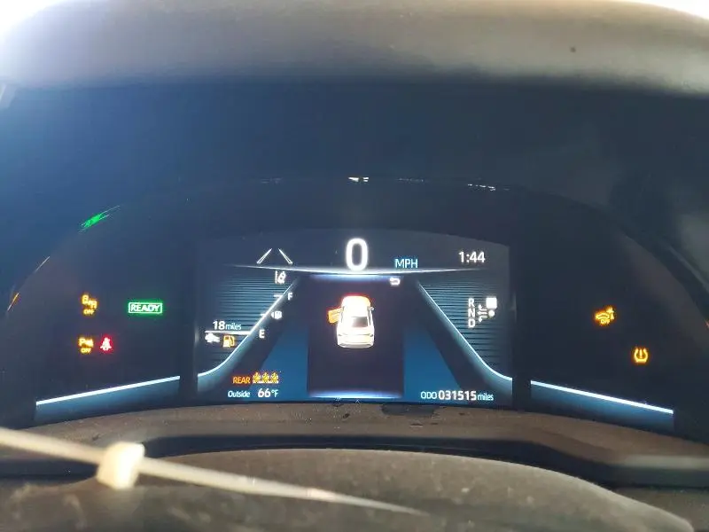 2022 TOYOTA MIRAI LE  