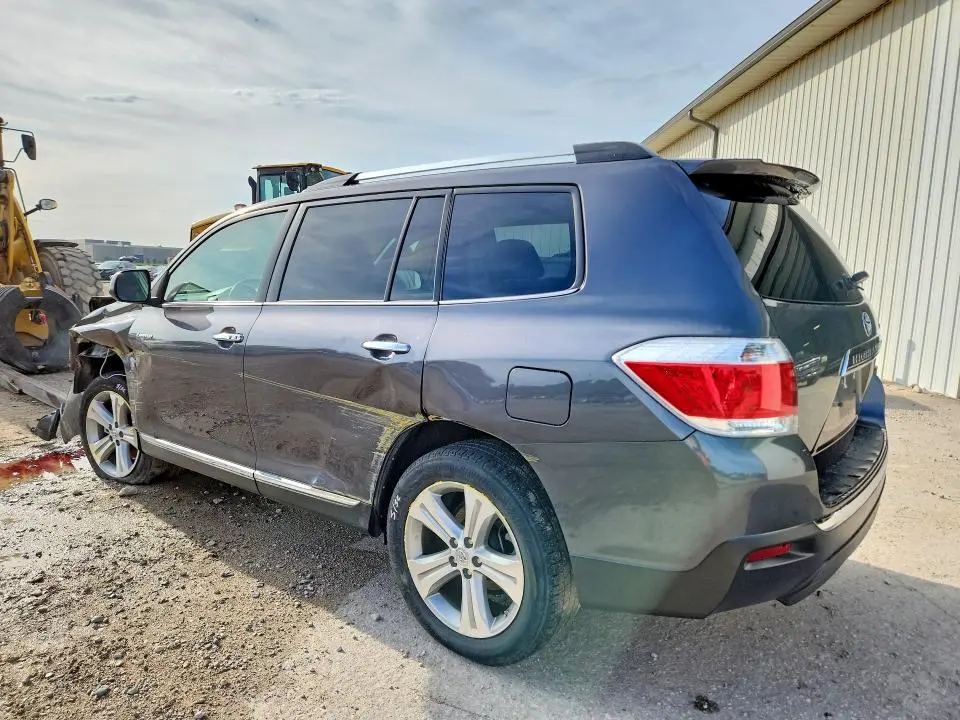 2013 TOYOTA HIGHLANDER LIMITED  