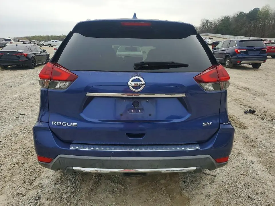 2018 NISSAN ROGUE SV  