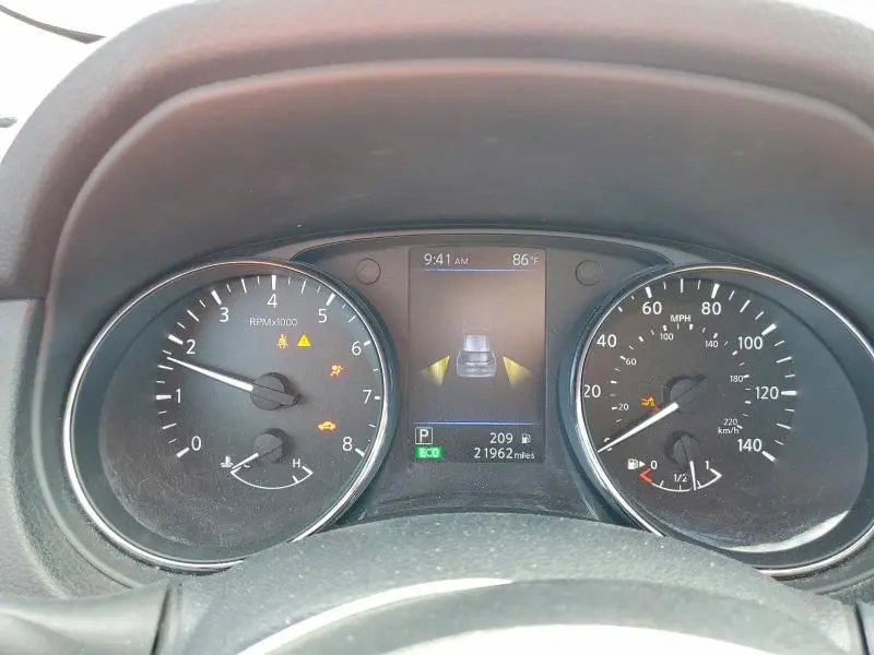 2020 NISSAN ROGUE SV  