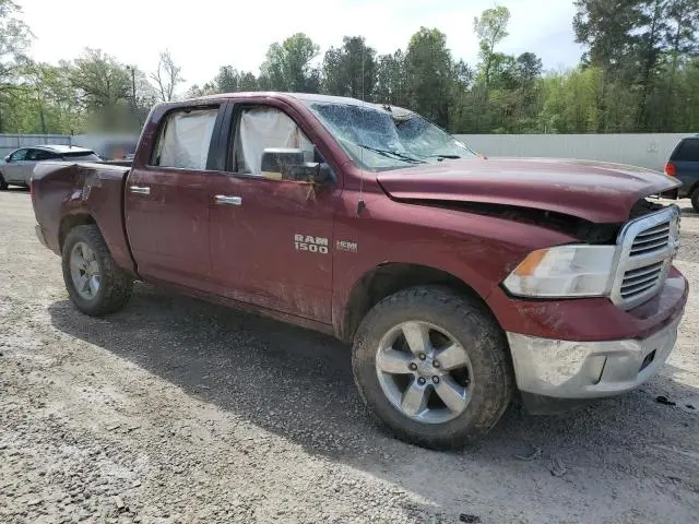 2016 RAM 1500 SLT  