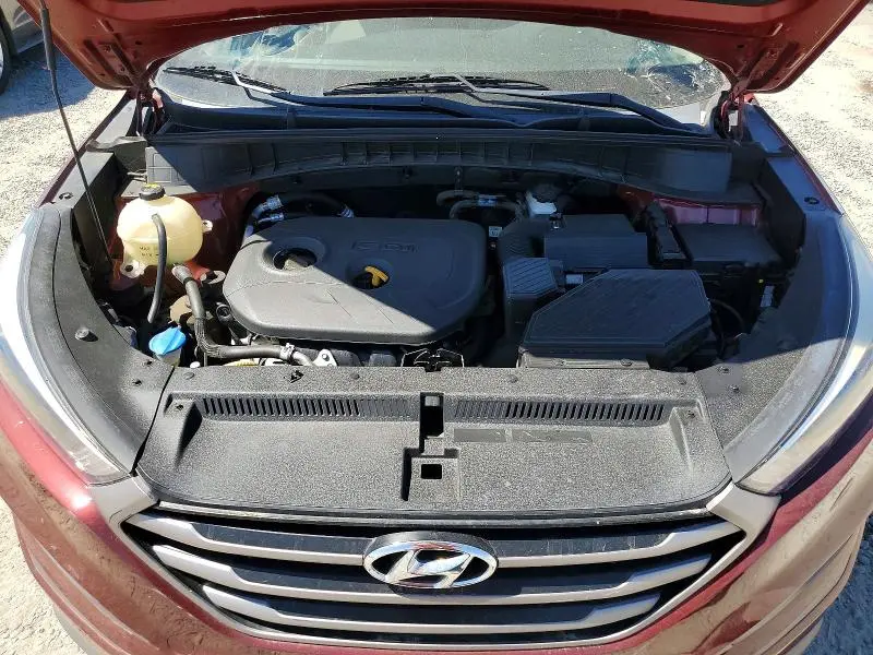 2016 HYUNDAI TUCSON SE  