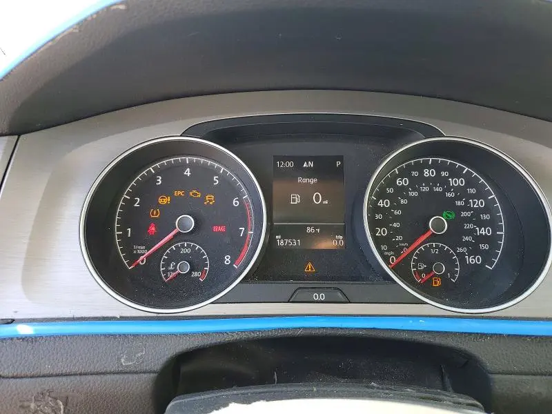 2016 VOLKSWAGEN GOLF S  